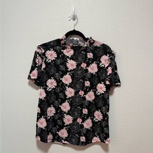 Adrienne Vittadini Black and Pink Floral Shirt Size Medium